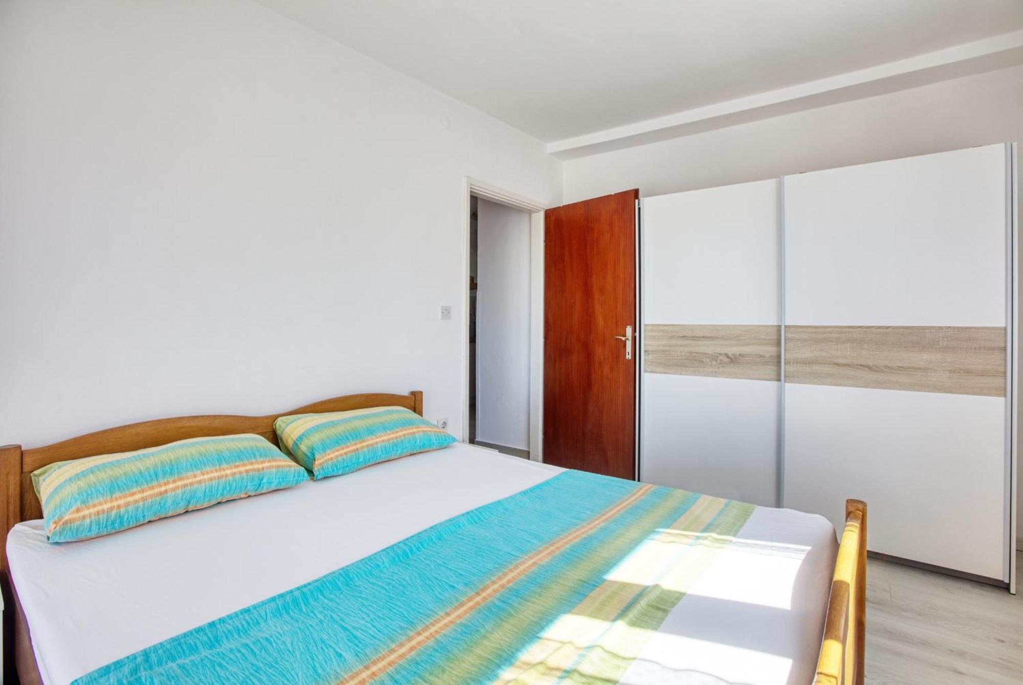 Apartments By The Sea Grebastica, Sibenik - 11463 Room photo